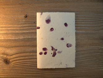 Handgeschöpfte Karte mit Rosen und Gräser